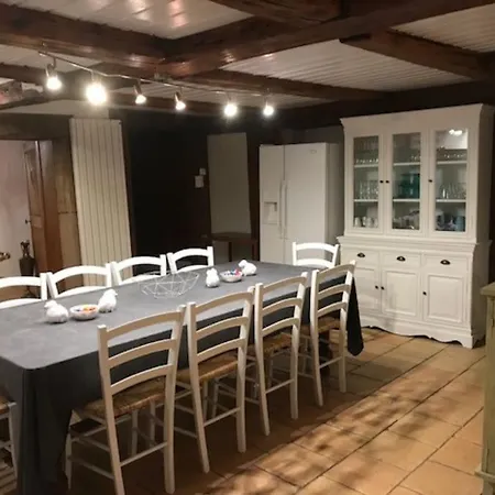 Casa de Férias Ferme De Chenezeau - 15 Personnes , 7 *