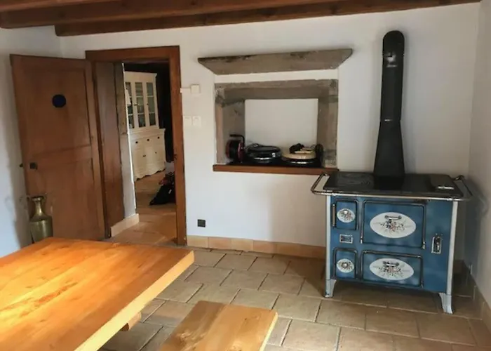 Ferme De Chenezeau - 15 Personnes , 7 펜션 제라르메르