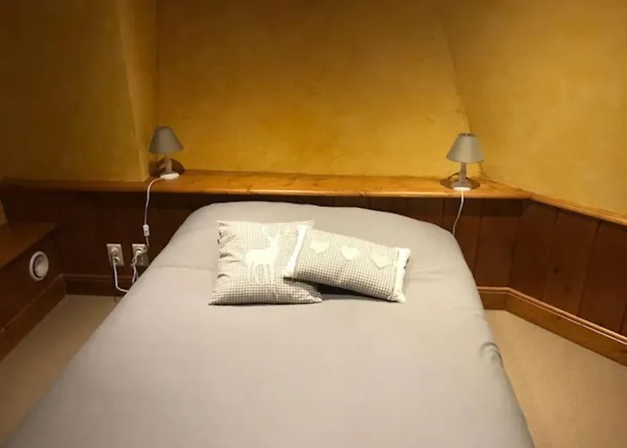 Ferme De Chenezeau - 15 Personnes , 7 펜션